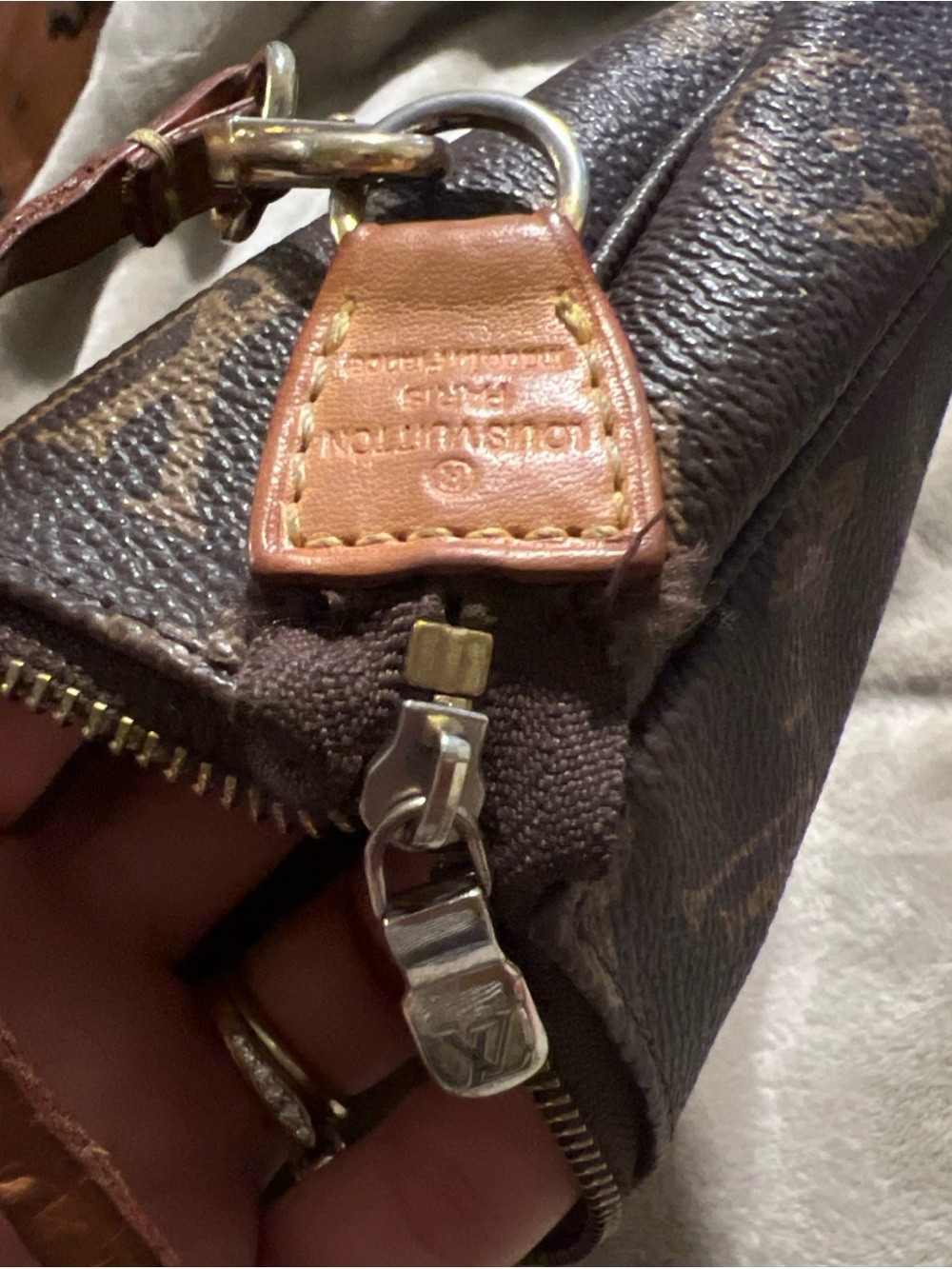 Louis Vuitton Monogram Pochette Accessories - Picture 3 of 10